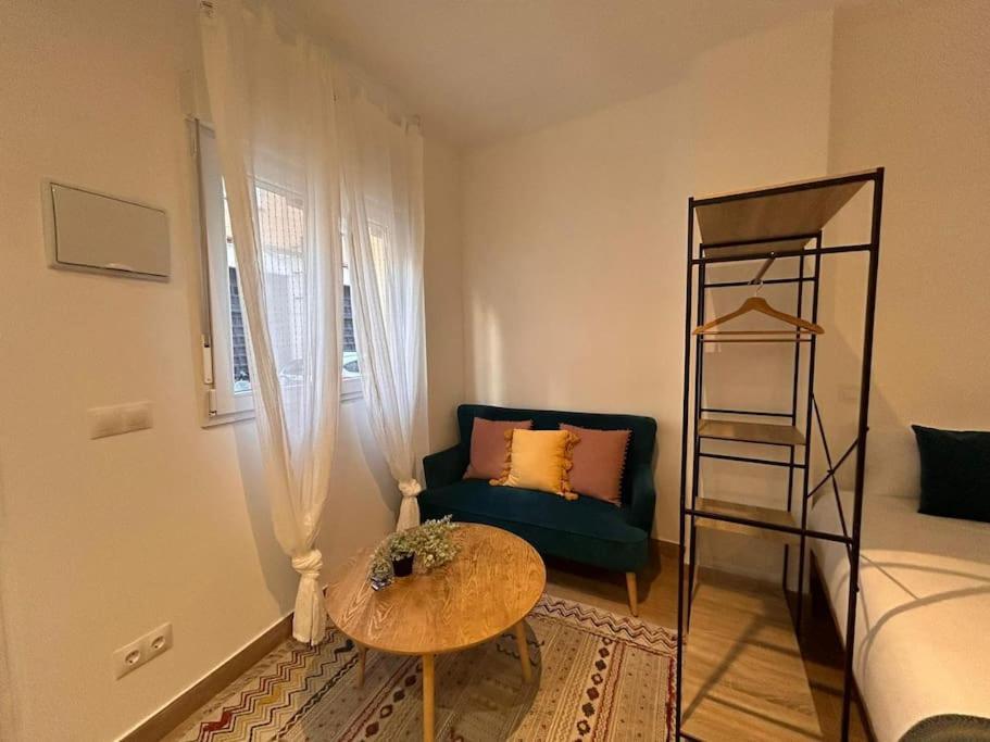 Ideal Studio In Cuatro Caminos - Guipuzcoa Madrid Esterno foto
